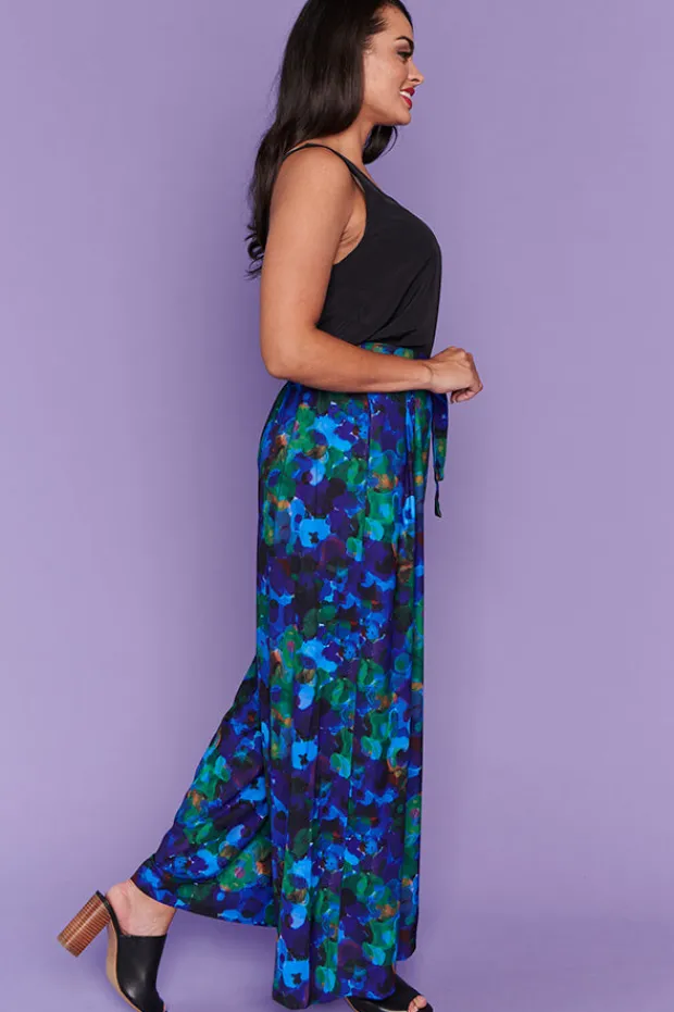 Lorraine Designs Pants & Jeans*Loreta Midnight Garden Pants