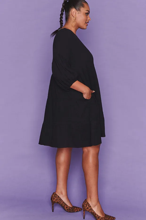 White Closet Casual Dresses | Shift Dresses*Tuscany Black Dress